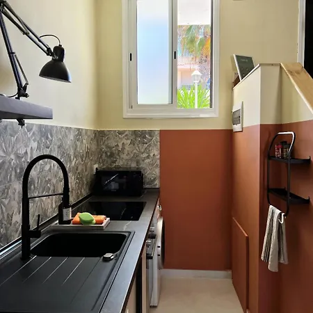 Patio Canario * Escape / 2 Rooms, 2 Terraces & Pool Lägenhet *